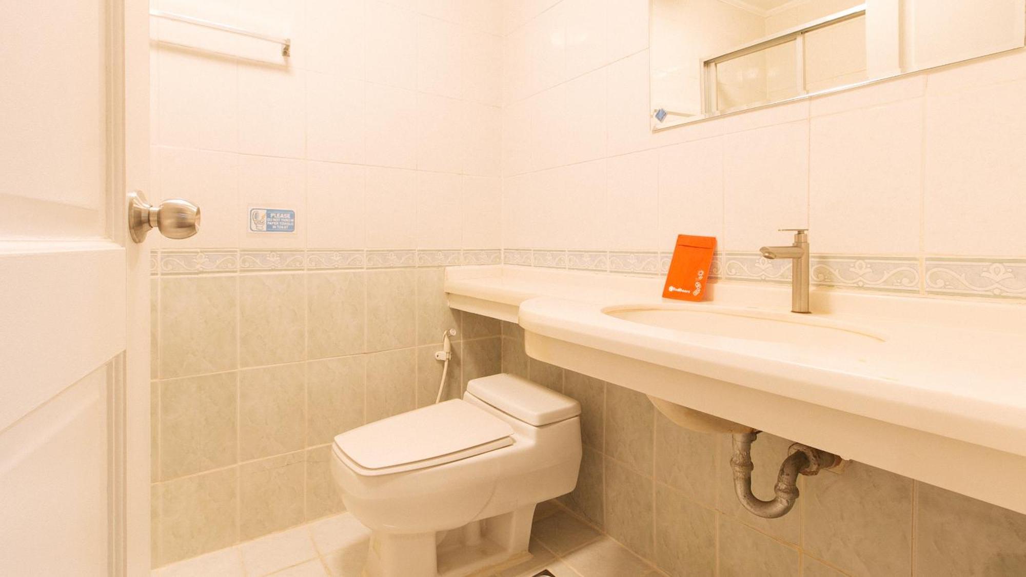 Reddoorz @ Manila Airport Hotel Paranaque City 外观 照片